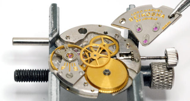 国際初の高級機SEIKOロードマーベルの分解│めんてや for Watch