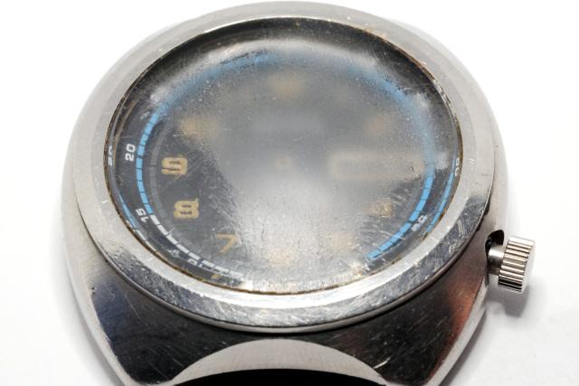 廉価品なんて言わせないSEIKO5スポーツ7019の分解