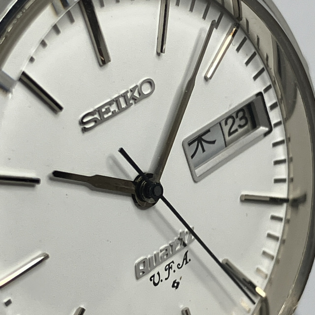 世界初のセイコー３８クォーツ腕時計 セイコー 38クオーツ 雪白ダイアル スノーフレーク QT 38-7030 SEIKO